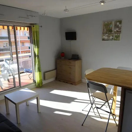 Apartment Spacieux Proche Plage. Wi-fi, Climatisation Bormes-les-Mimosas